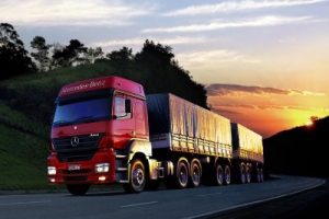 transporte rodoviario caminhao bi trem 400 x 266 300x200